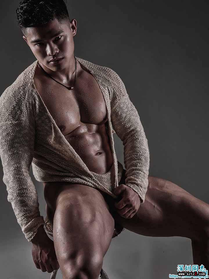 谢梓秋摄影作品：全国健美75公斤冠军雄壮肌肉写真
